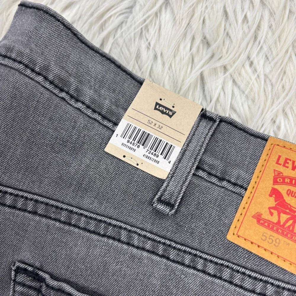 NWT Levi's‎ Men's 52 x 32 Gray Wash 559 Relaxed Straight Leg Jeans